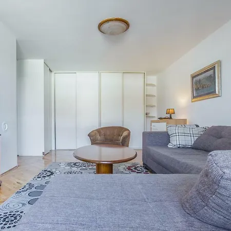 Апартаменты Nadya Подгорица
